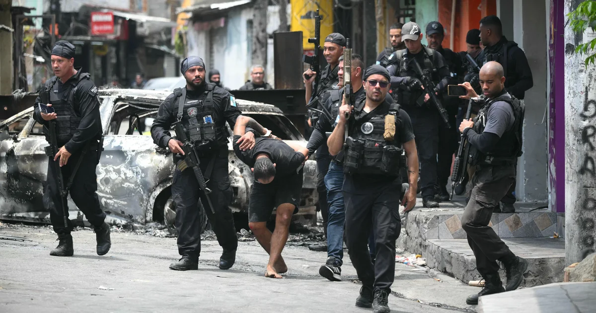Featured image for Deadly Police Raid in Rio Favelas Results in 64 Deaths