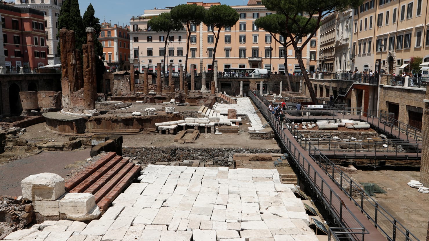 Featured image for Julius Caesar's Assassination Site Now Open to Tourists in Rome