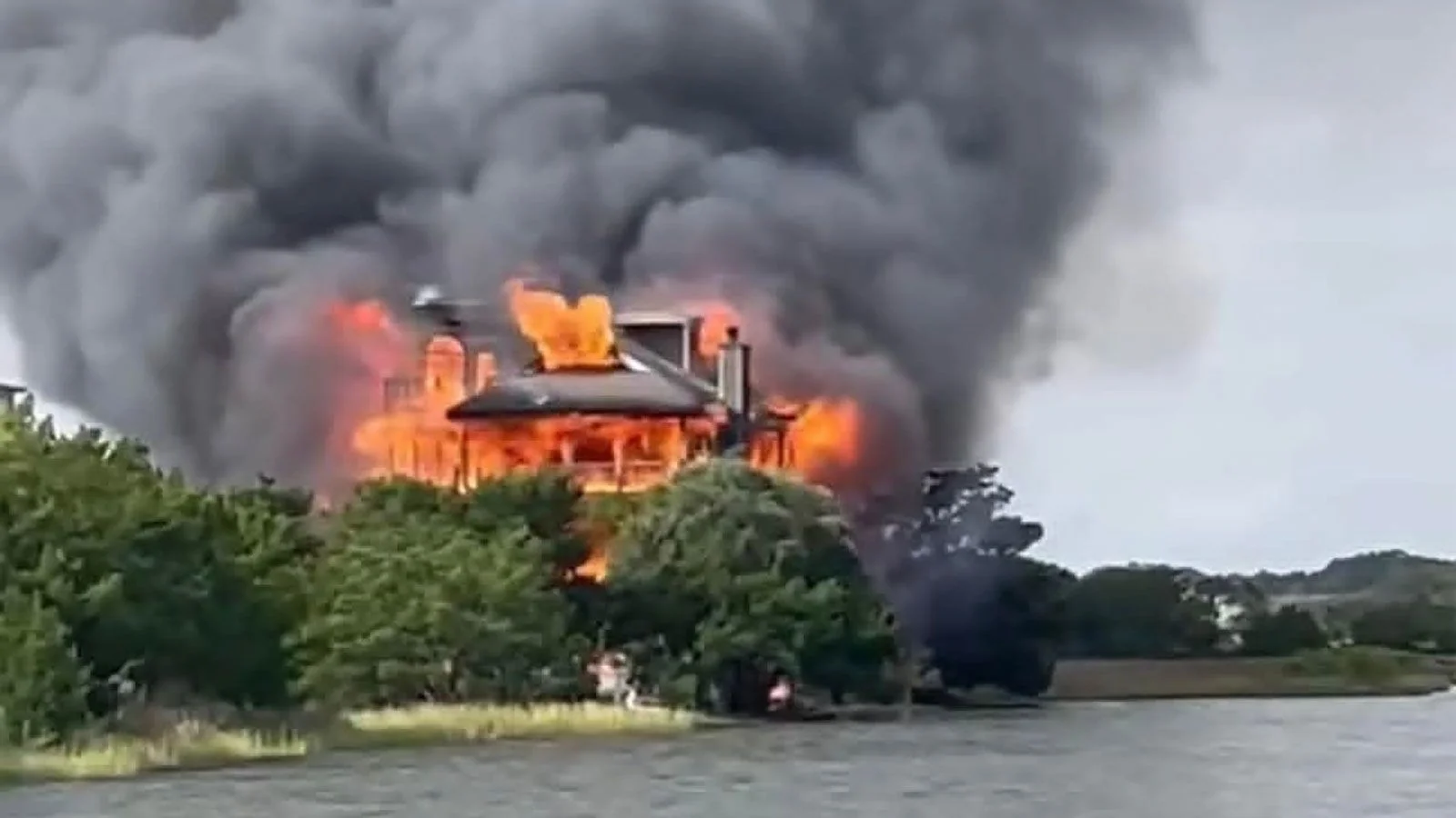 Fire Destroys South Carolina Judge's Home in Suspected Arson