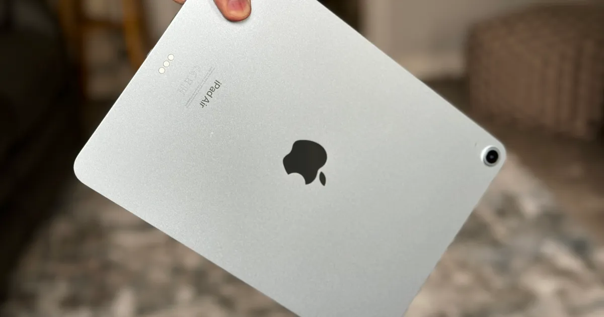 Featured image for "Massive Discounts on iPad Air Models: Save Up to $200 Now"