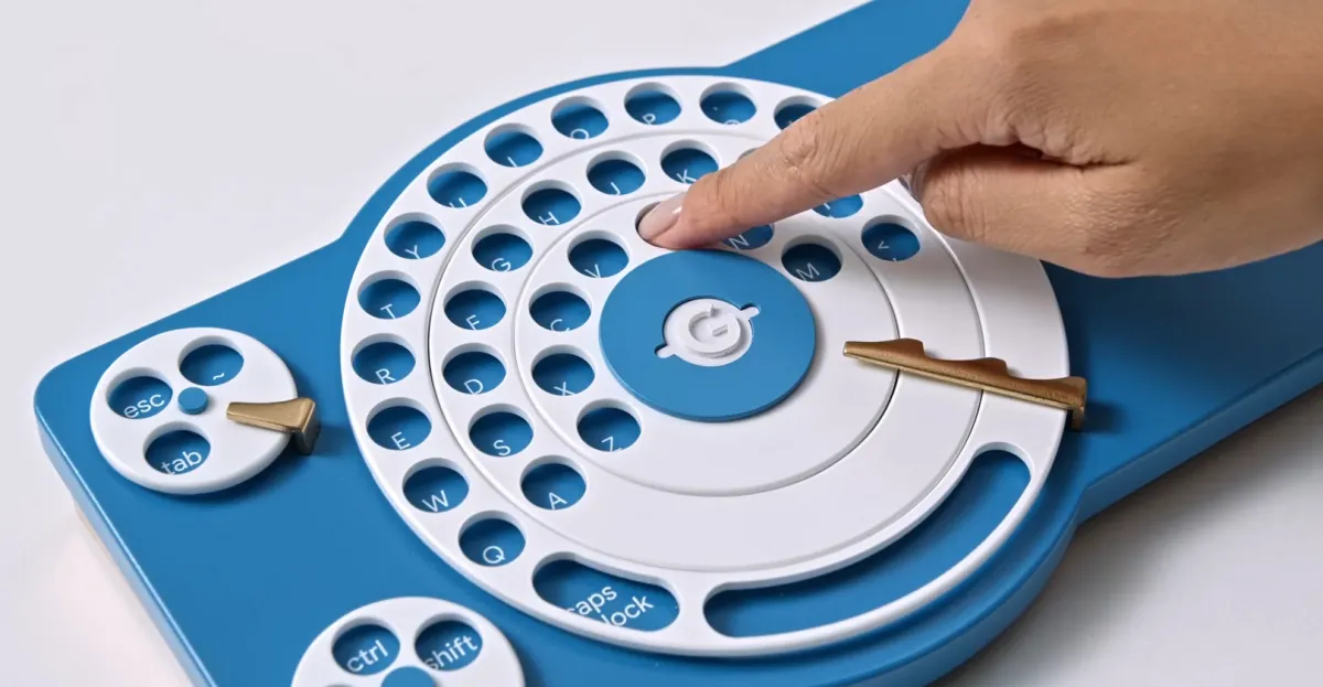 Featured image for Google Japan Unveils Rotary Dial Keyboard Concept Inspired by Vintage Phones