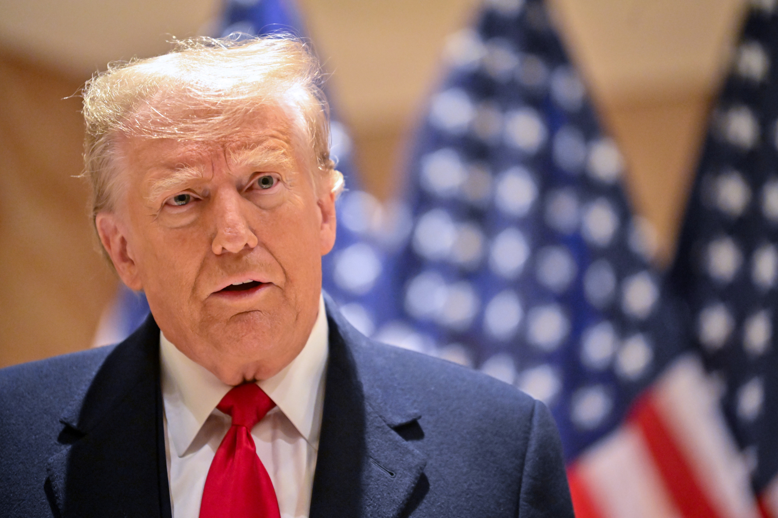 "Trump Defamation Lawsuit: E. Jean Carroll's Lawyer's Strategic Moves"