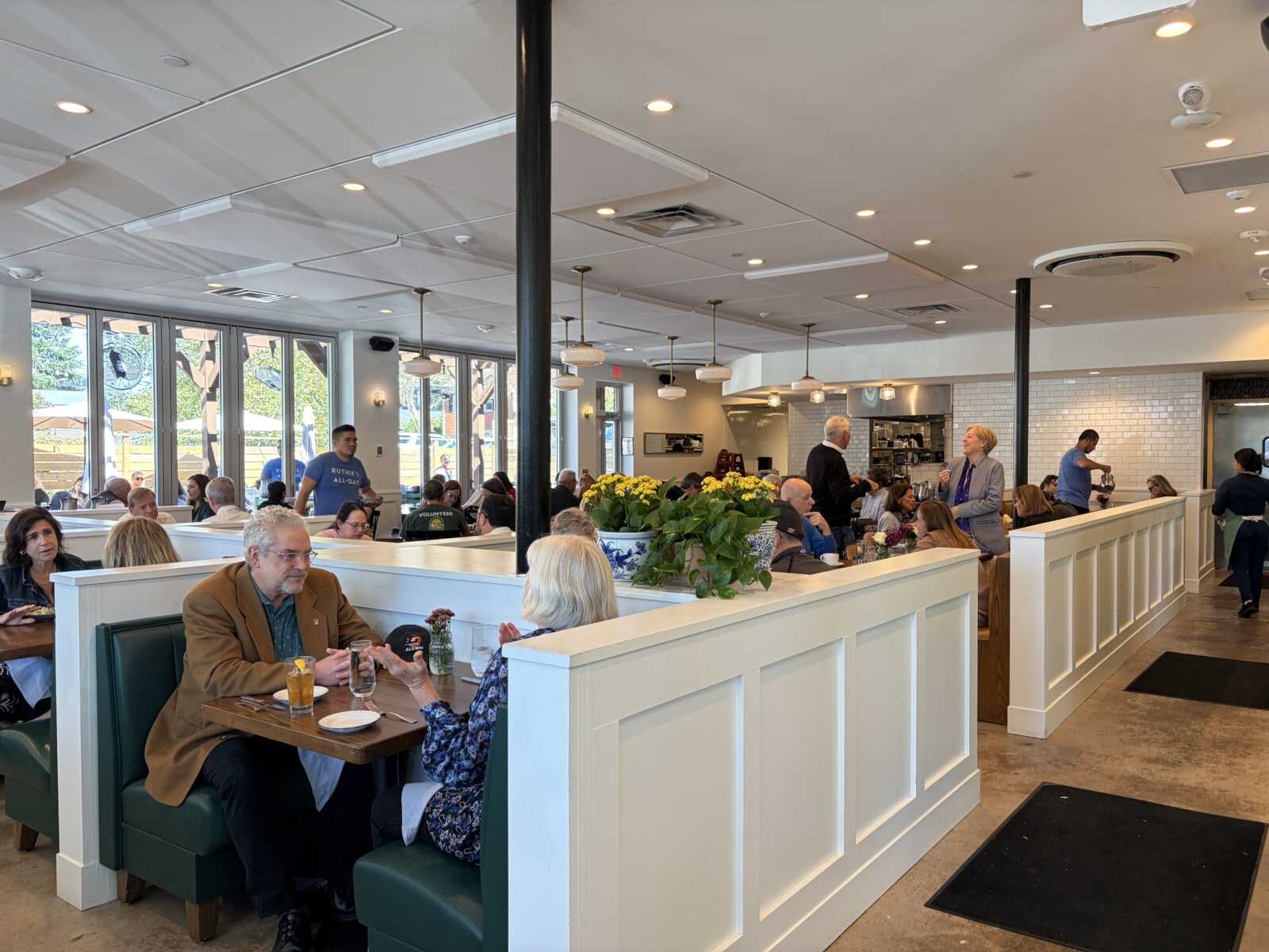 Featured image for Arlington and Alexandria Restaurants Make Washington Post’s Top 40 List