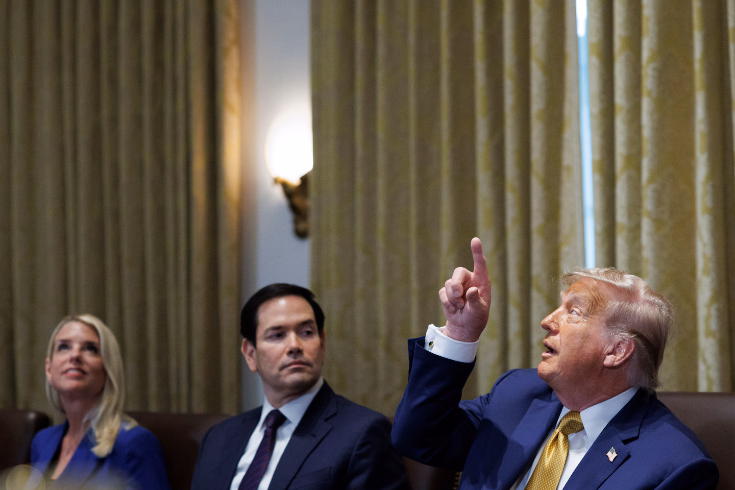 Featured image for Trump's Cabinet Meeting Focuses on Tariffs, International Issues, and Interior Decor