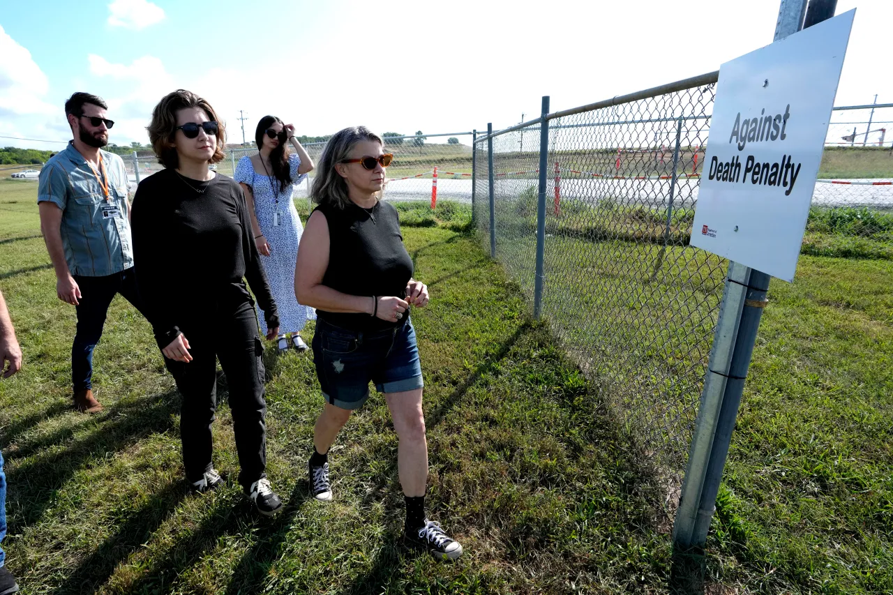 Featured image for Tennessee executes man with active defibrillator amid safety concerns