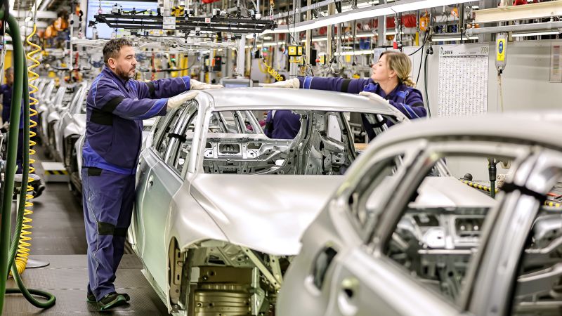 "Germany's Economy Faces Recession Despite Dodging Consecutive Shrinks"