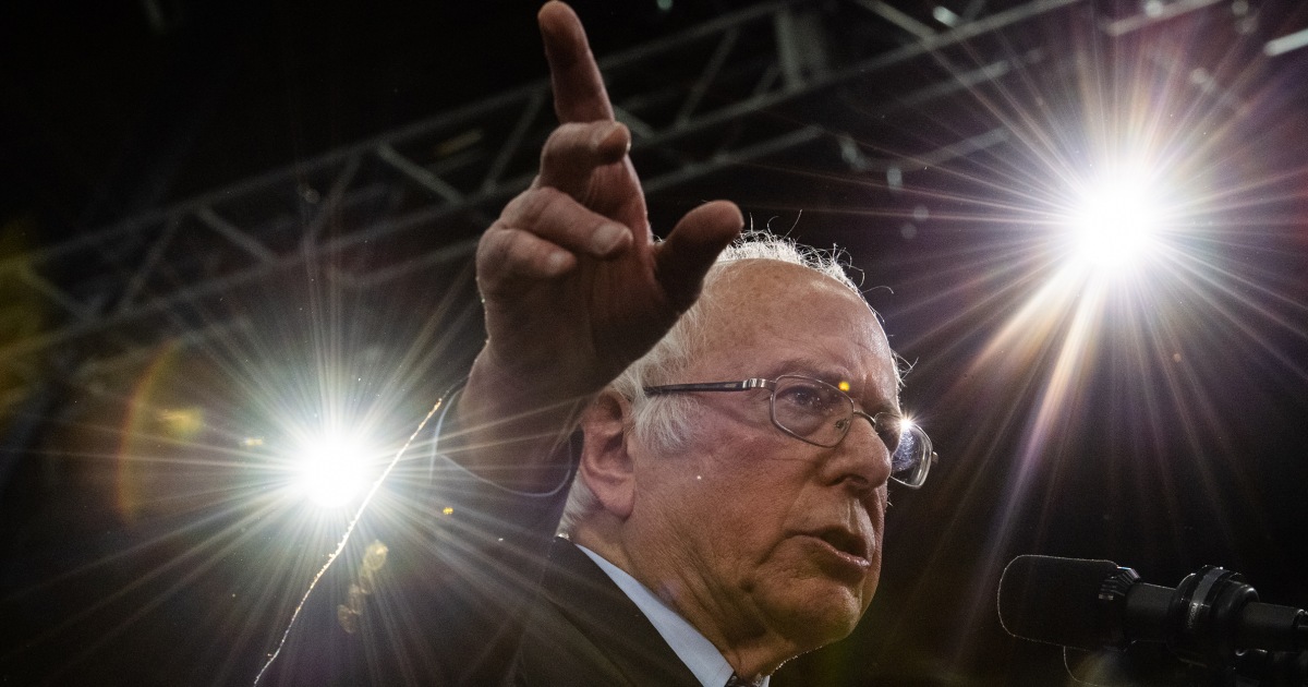 "Bernie Sanders Throws Support Behind Progressive Regunberg in Rhode Island Race"