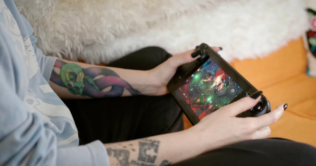 Microsoft Explores Windows Optimization for Steam Deck Gaming.