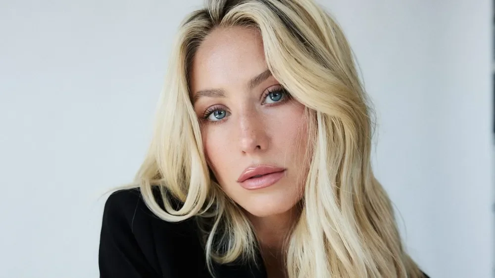 Alix Earle to Star in Netflix Reality Series About Her Modern Family