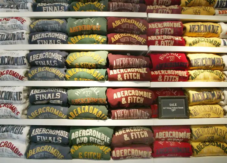 Featured image for Abercrombie & Fitch Shares Surge on Strong Q1 and Raised Outlook Despite Tariff Concerns