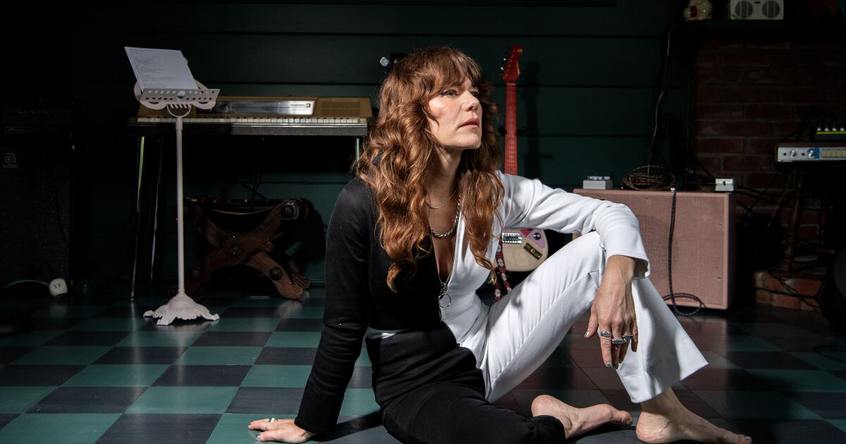 Featured image for Jenny Lewis: Finding Joy Unexpectedly.