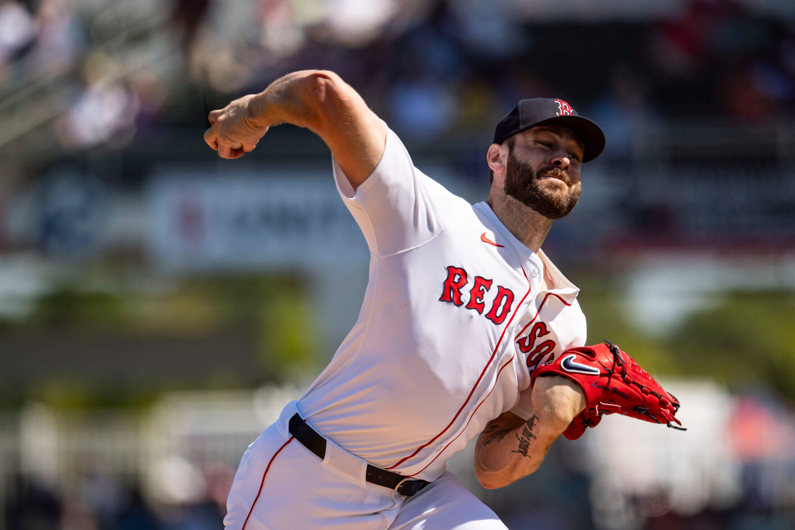 Featured image for "Red Sox Pitcher Lucas Giolito Faces Season-Ending Injury"