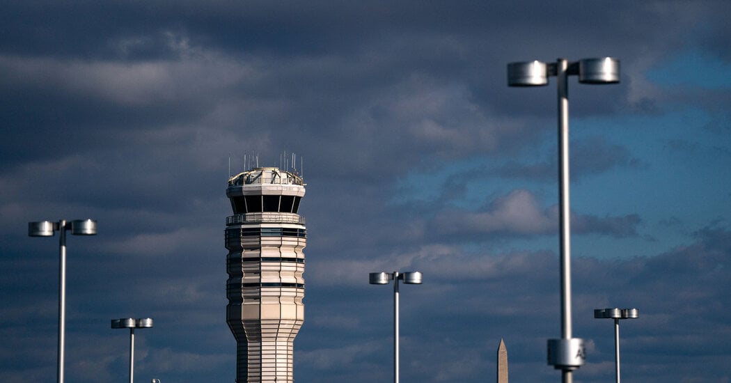Federal Report Urges Action on Air Traffic Controller Staffing Shortages