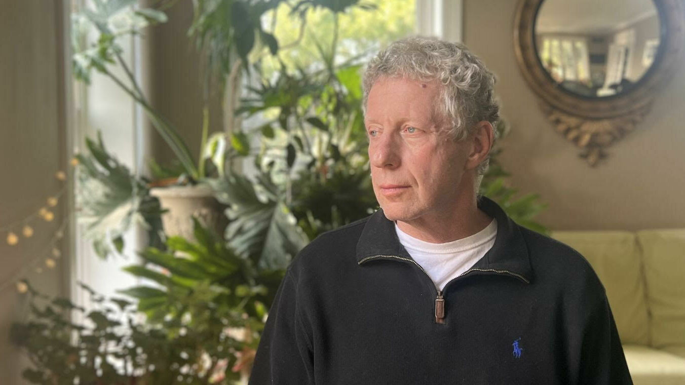 Featured image for "Resignations and Legislation: NPR's Turmoil Unveiled"