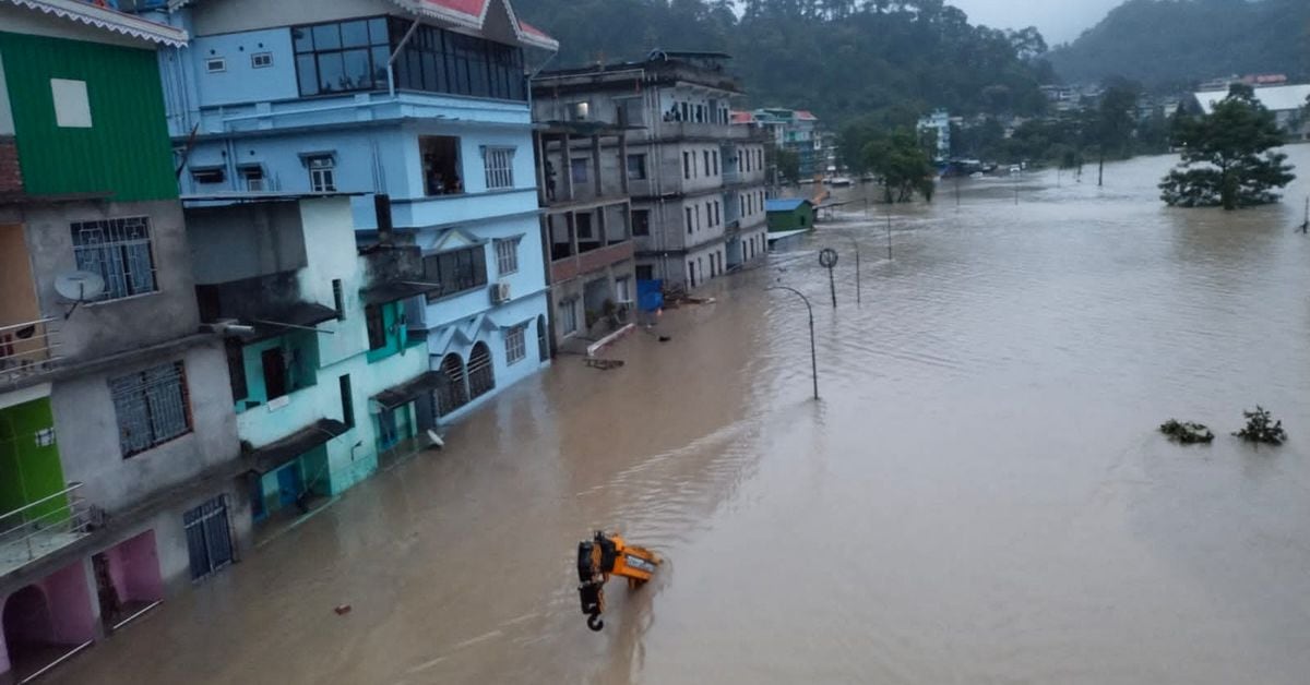"Deadly Glacial Lake Bursts in India: 18 Killed, 100 Missing"
