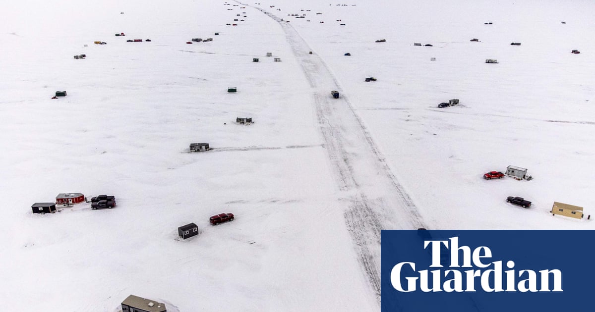 "122 Fishermen Rescued from Ice Floe on Minnesota's Upper Red Lake"