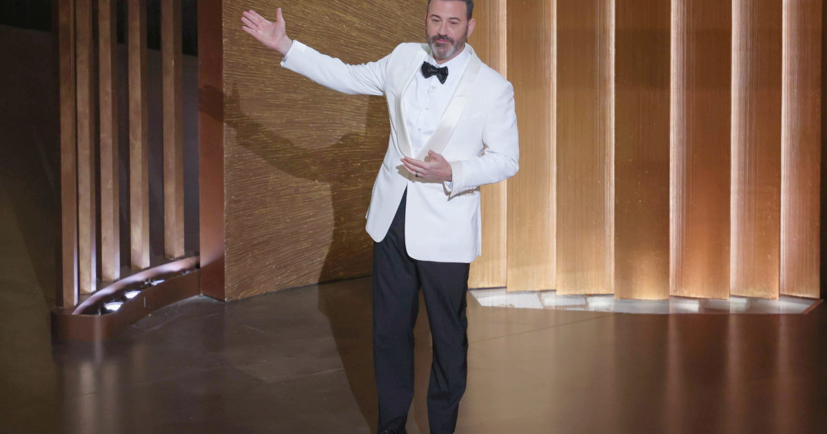 Featured image for "2024 Oscars: Unveiling the Lavish Swag Bag and Ceremony Details"