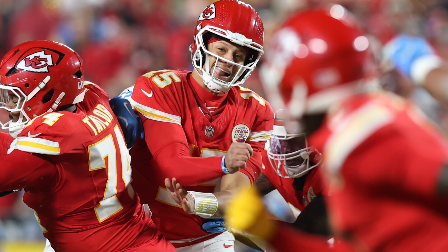 Chiefs Secure AFC West with Dramatic Last-Second FG Victory Over Chargers