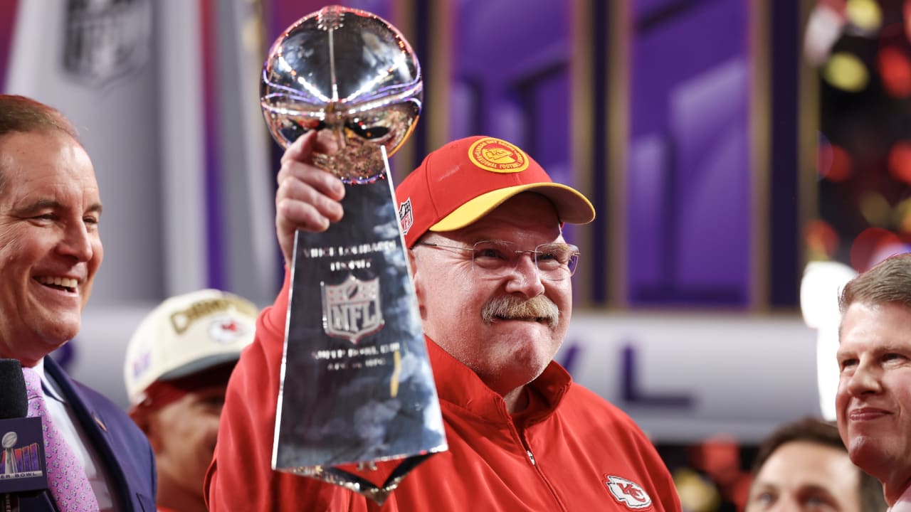 Featured image for "Chiefs Head Coach Andy Reid Commits to Return Through 2024 Season"