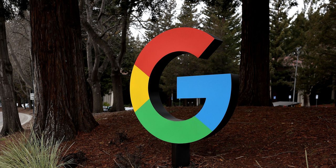 Google's Q3 Earnings Exceed Expectations, Cloud Revenue Raises Concerns