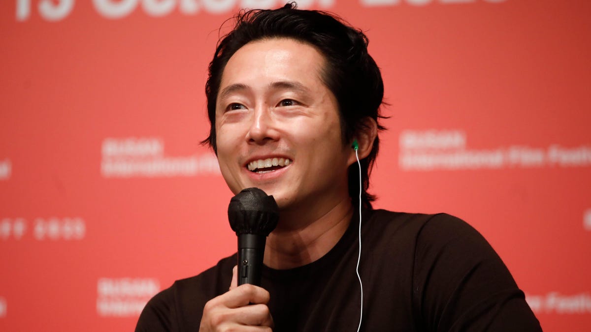 "Steven Yeun Apologizes for 'Thunderbolts' Exit, Affirms Desire for Future Marvel Role"
