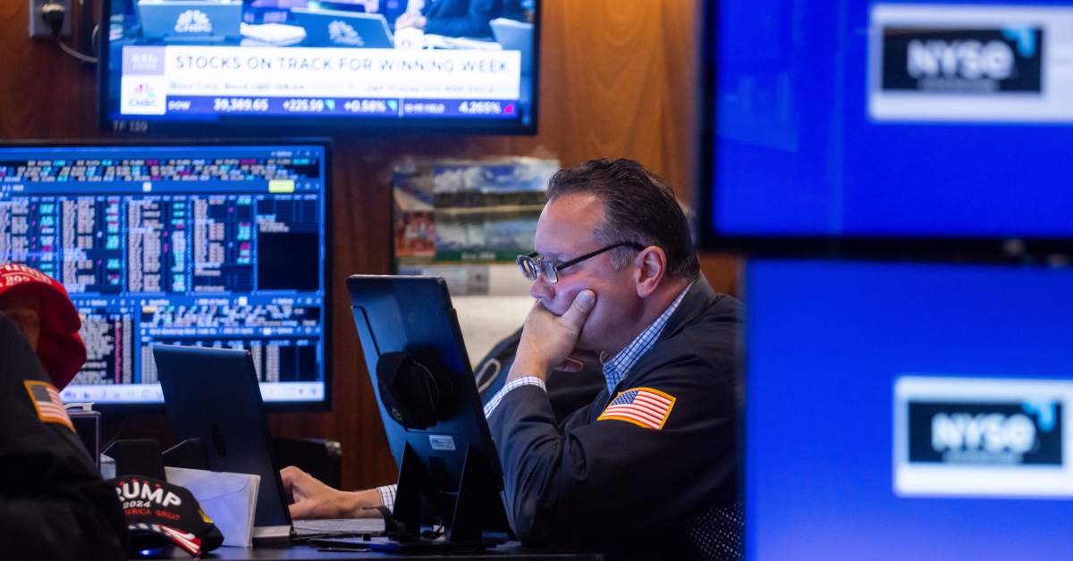 Analysts Reassess S&P 500 Amid Bull Market and 2025 Risks