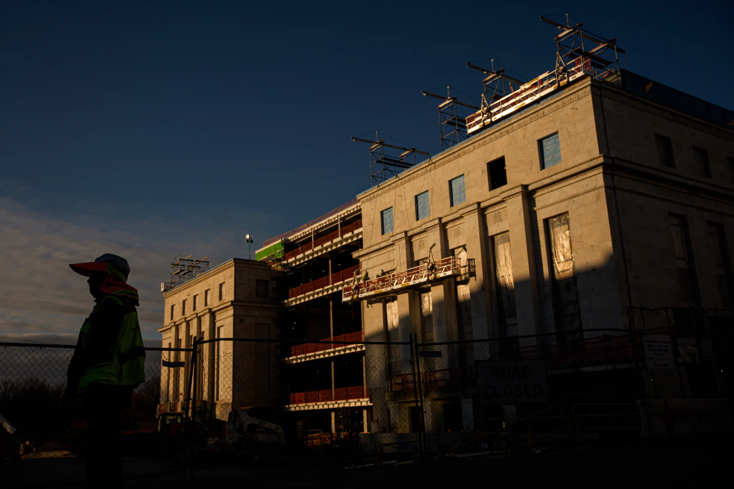 Featured image for The Federal Reserve's Independence and Challenges Amid Political Pressures