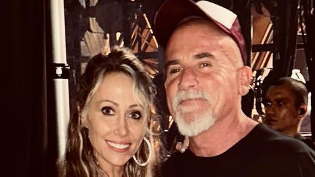 Miley Cyrus Supports Mom's Wedding to Dominic Purcell in Malibu