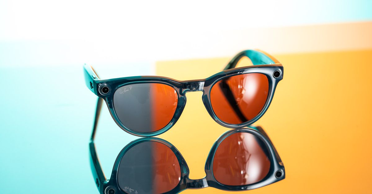 Featured image for Meta's Ray-Ban Smart Glasses Now Post Directly to Instagram Stories