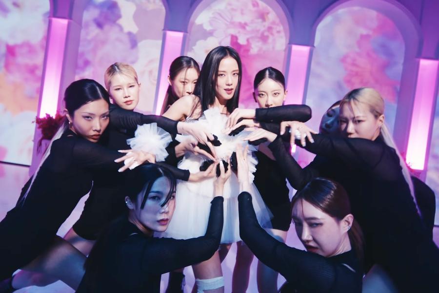 Featured image for Jisoo of BLACKPINK Dominates with "FLOWER" Dance Video and Record-Breaking Sales