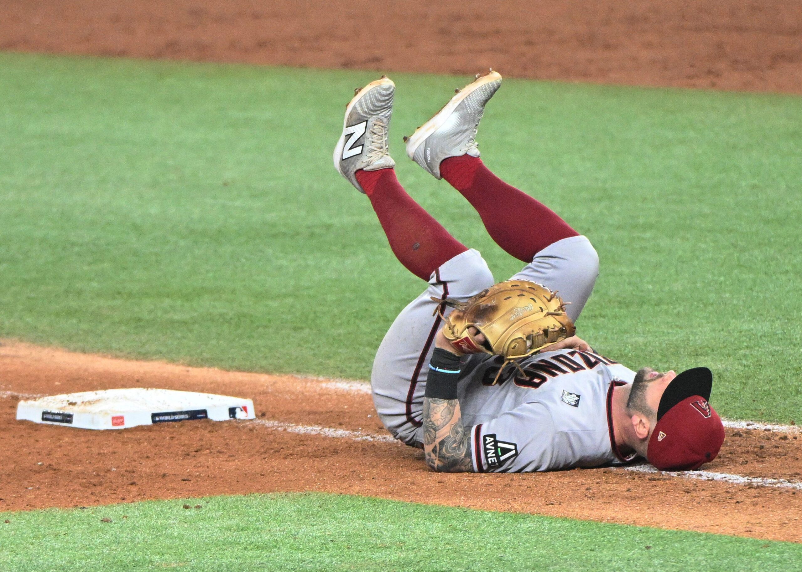 Featured image for "Record Low Ratings Plague World Series Game 2"