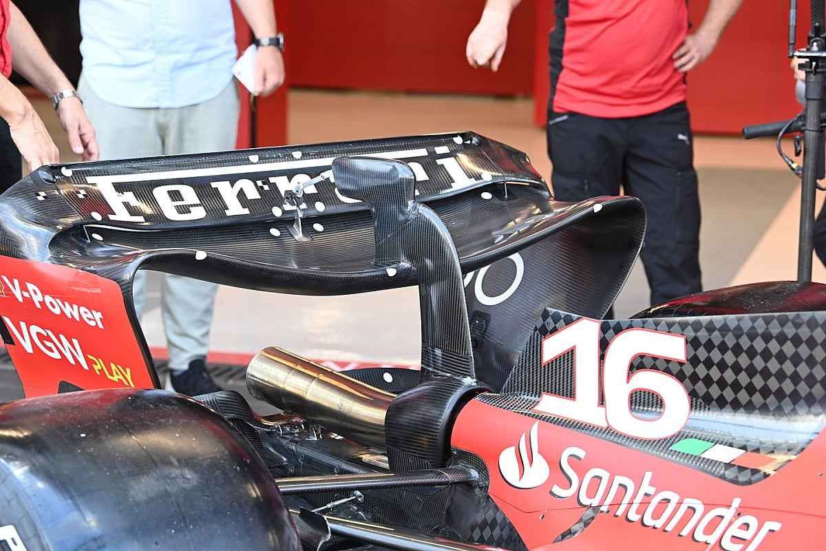 Featured image for "Verstappen's Qualifying Woes and Sainz's Struggles at Saudi Arabian GP"