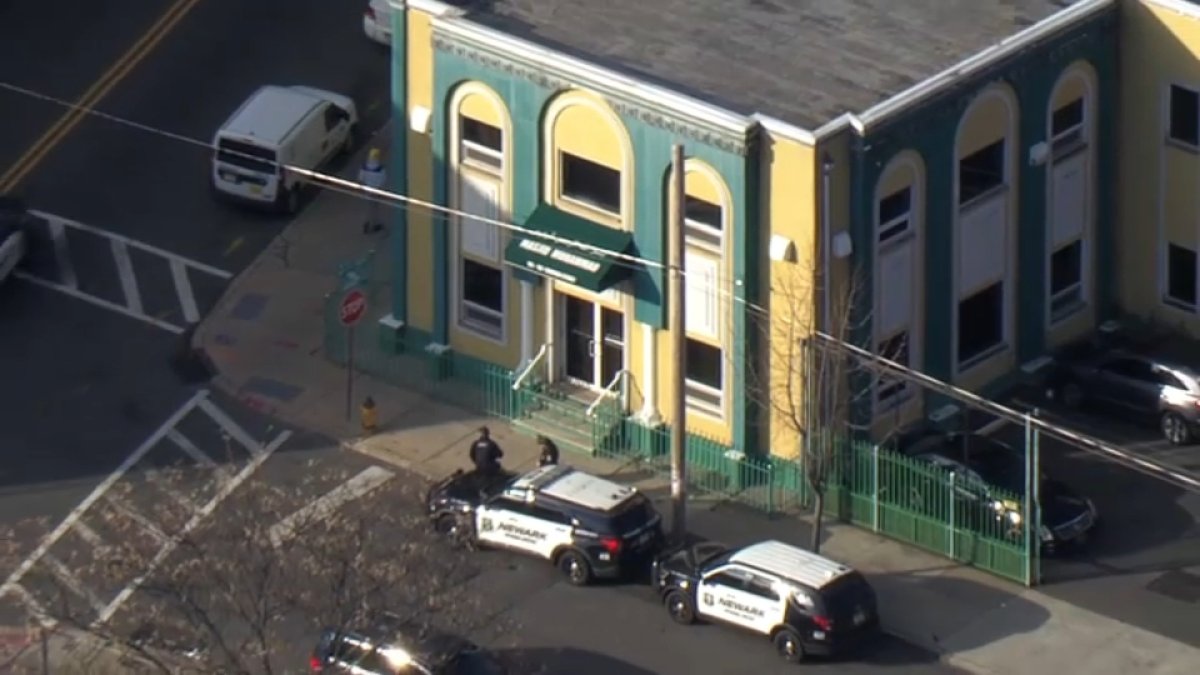 Featured image for "Newark Imam Critically Wounded in Shooting at New Jersey Mosque"