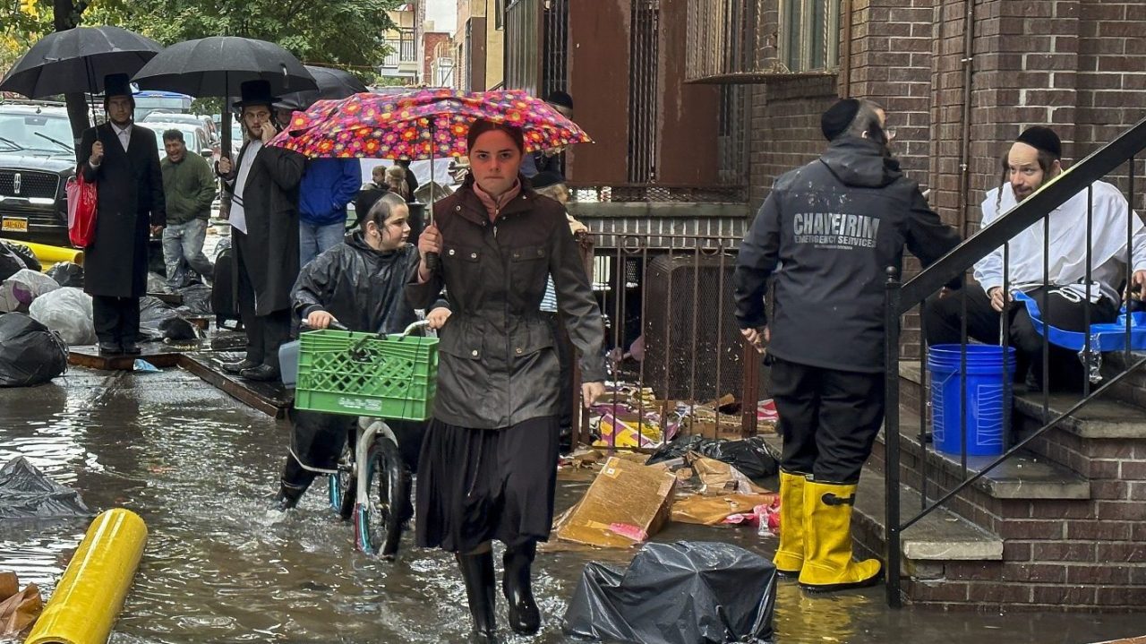 Powerful Weekend Storm Brings Heavy Rain, Wind, and Snow to East Coast