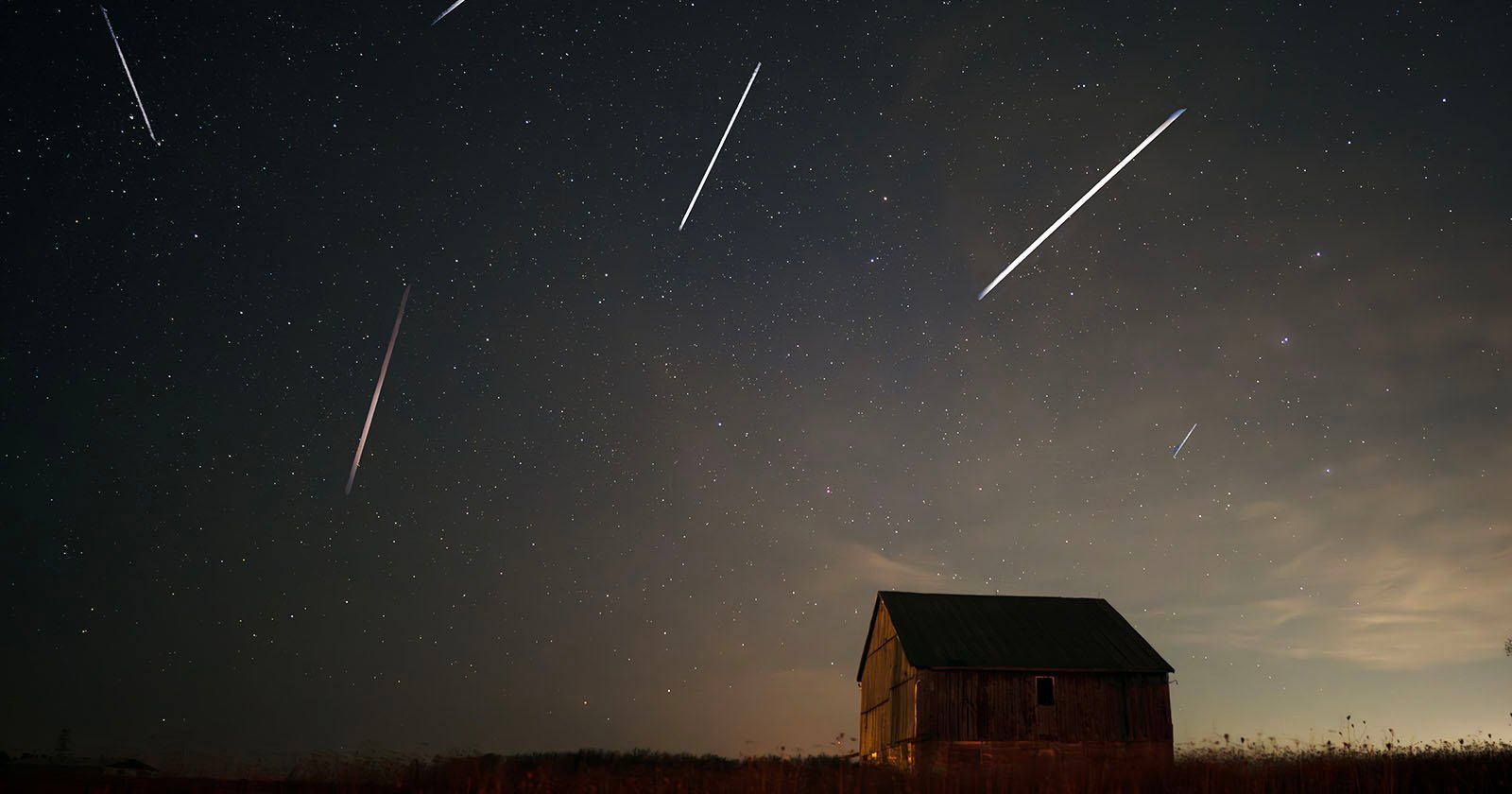 Featured image for Don't Miss Tonight's Spectacular Geminid Meteor Shower