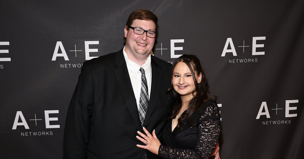 "Gypsy Rose Blanchard Seeks Divorce from Ryan Anderson"