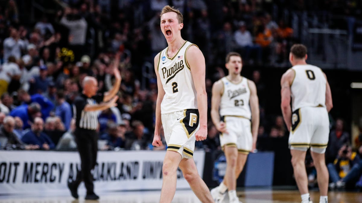 "Purdue Dominates Gonzaga in Sweet 16 Showdown, Advances to Elite Eight"