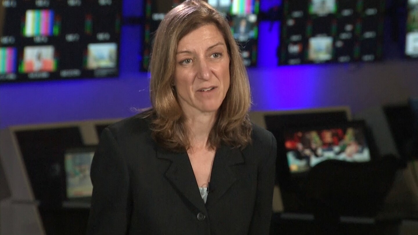 Featured image for Elaine Luria Seeks Comeback After Jan. 6 Investigation Loss