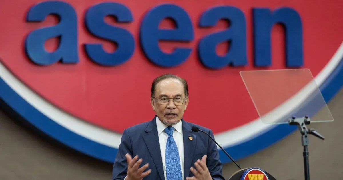 Featured image for Trump's Asia Tour: Key Diplomatic Moves and Regional Implications