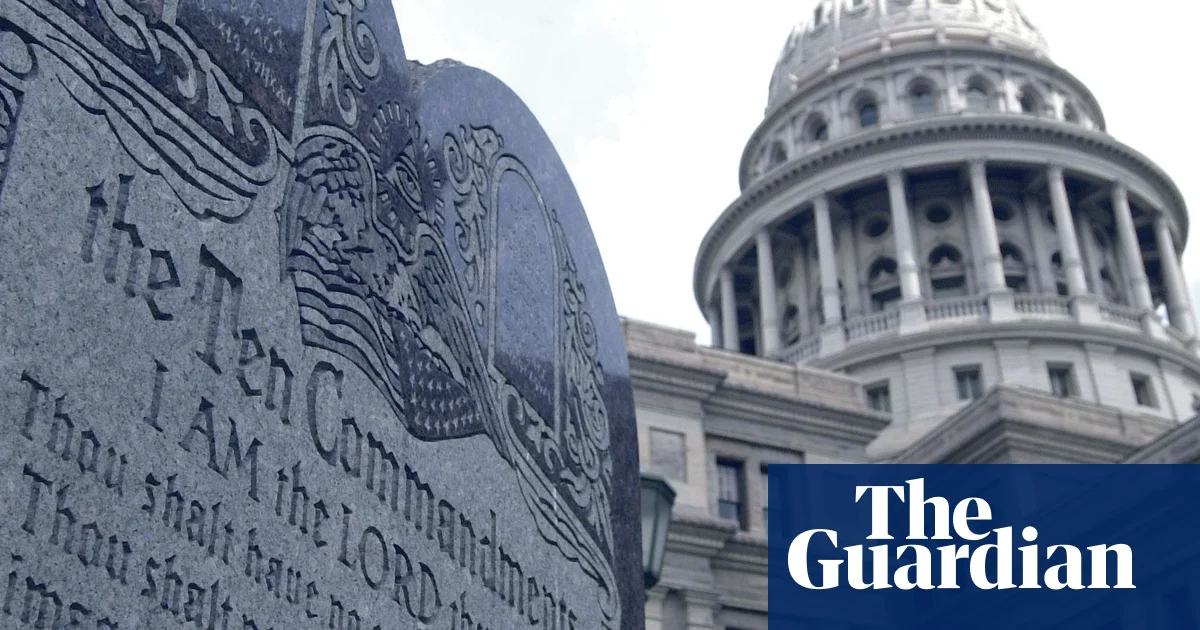 Featured image for Texas mandates Ten Commandments displays in public school classrooms