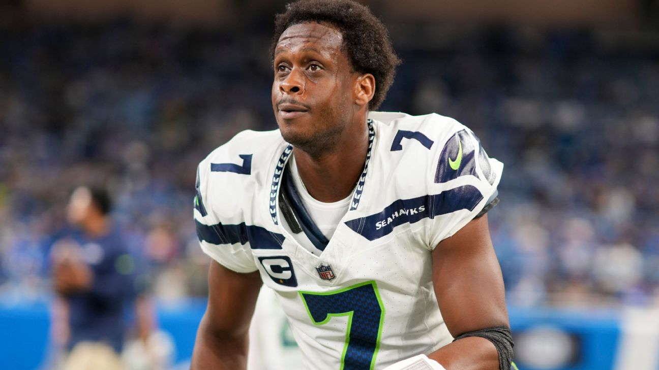"NFL Referee's Hilarious Retort to Geno Smith Sparks Controversy"