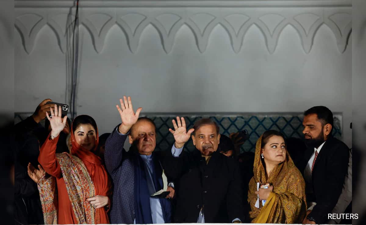 Featured image for "Pakistan's Political Landscape Shifts as Sharif and Bhutto Form Coalition Government"