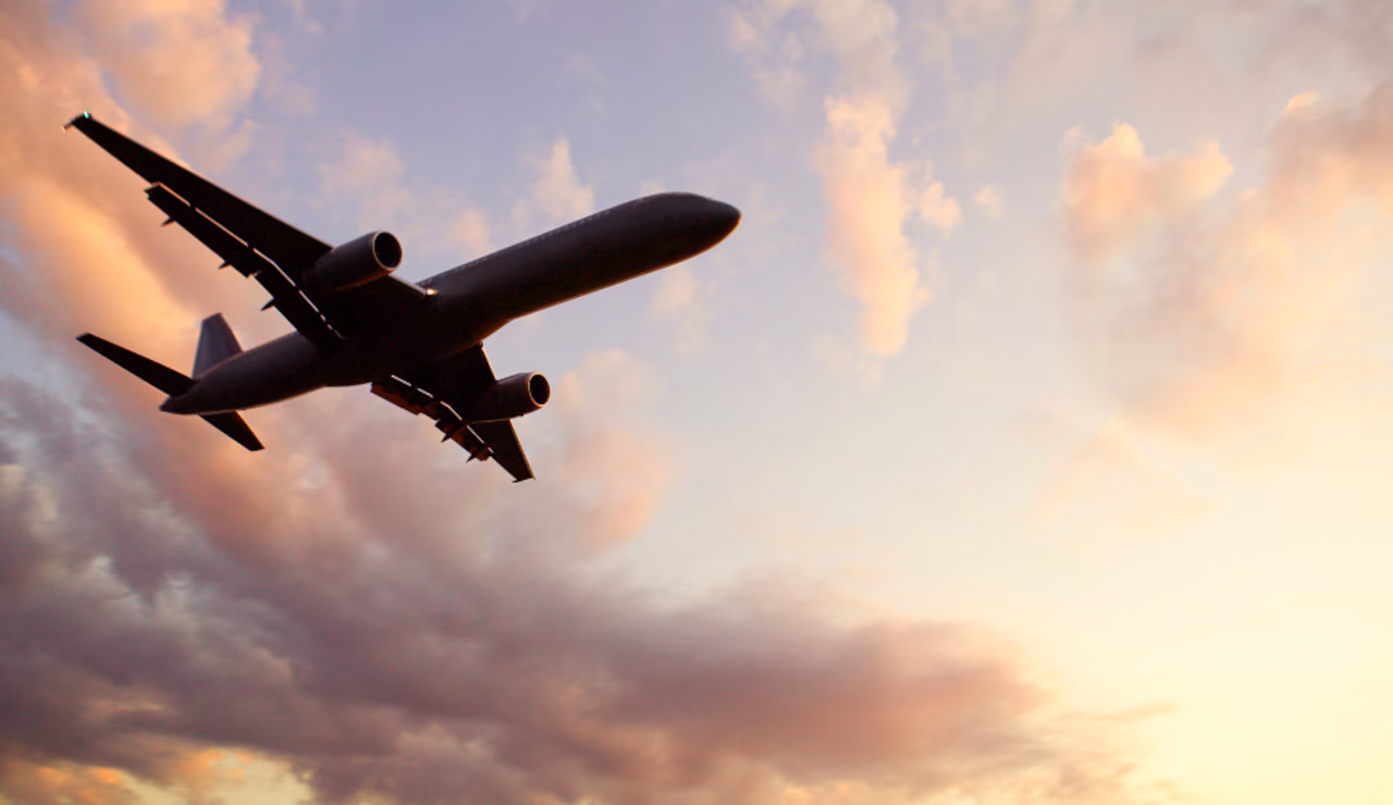 Featured image for U.S. Airline Abruptly Shuts Down, Stranding Passengers