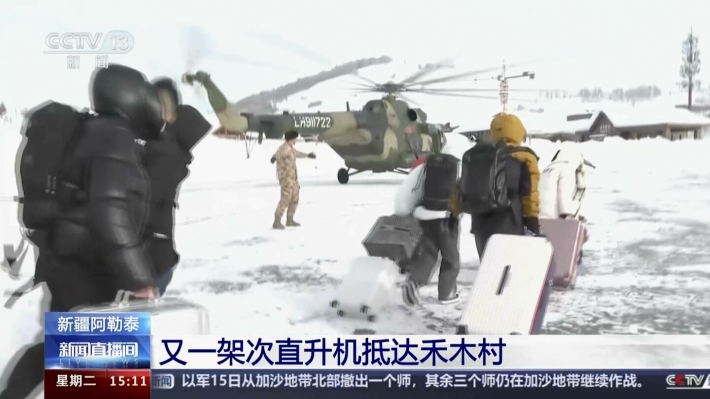 Featured image for "Massive Avalanches Trap 1,000 Tourists in Remote China Ski Village"