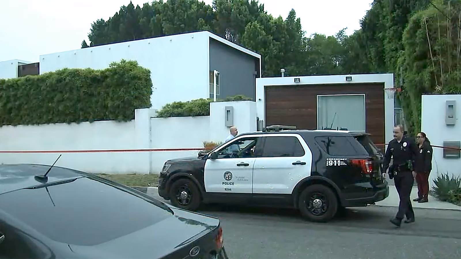 Featured image for Double Homicide in Encino Home Involving 'American Idol' Executive and Husband