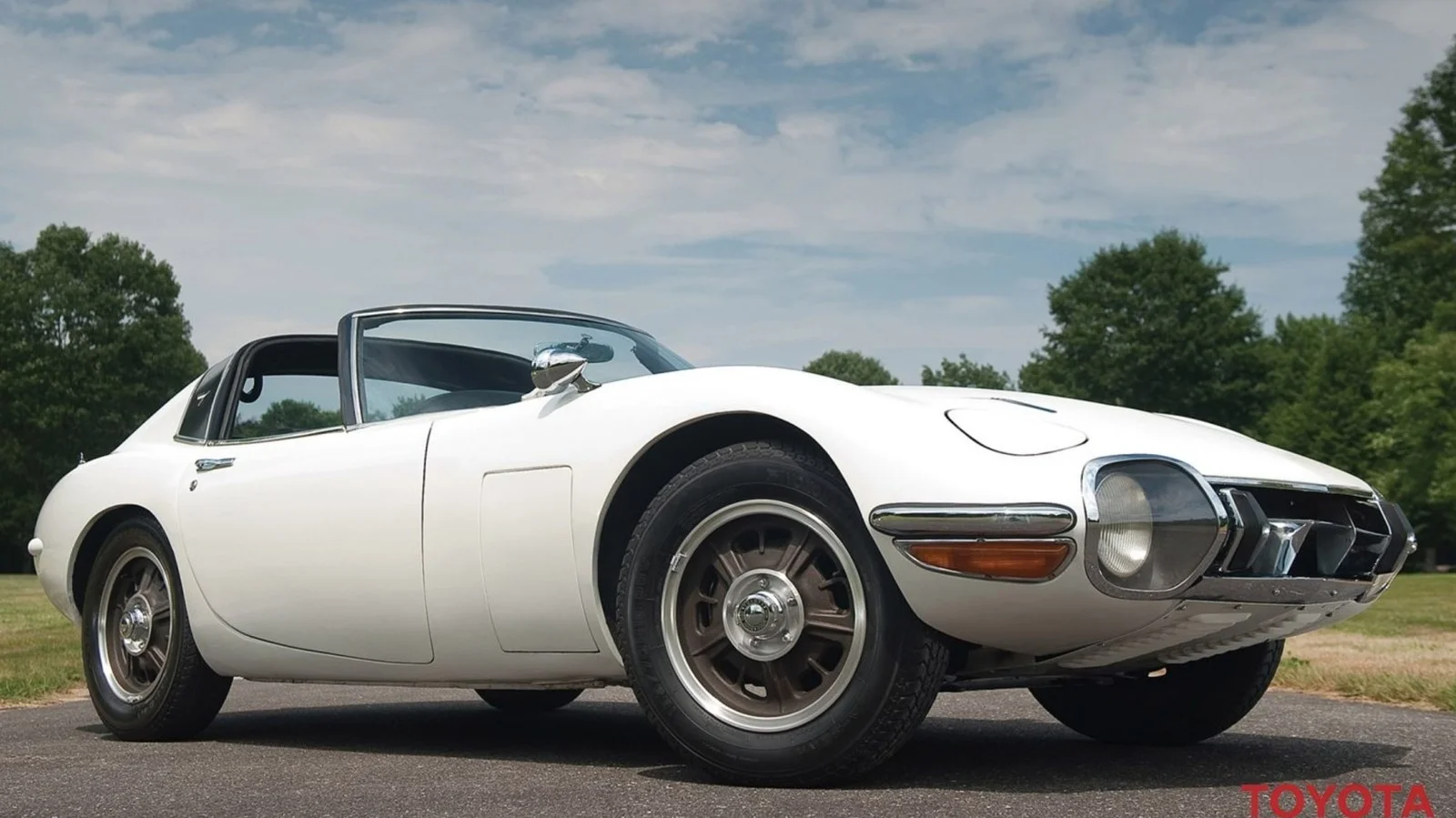 Bond-Edition Toyota 2000GT Convertibles: Ultra-Rare Open-Top Japanese Supercars