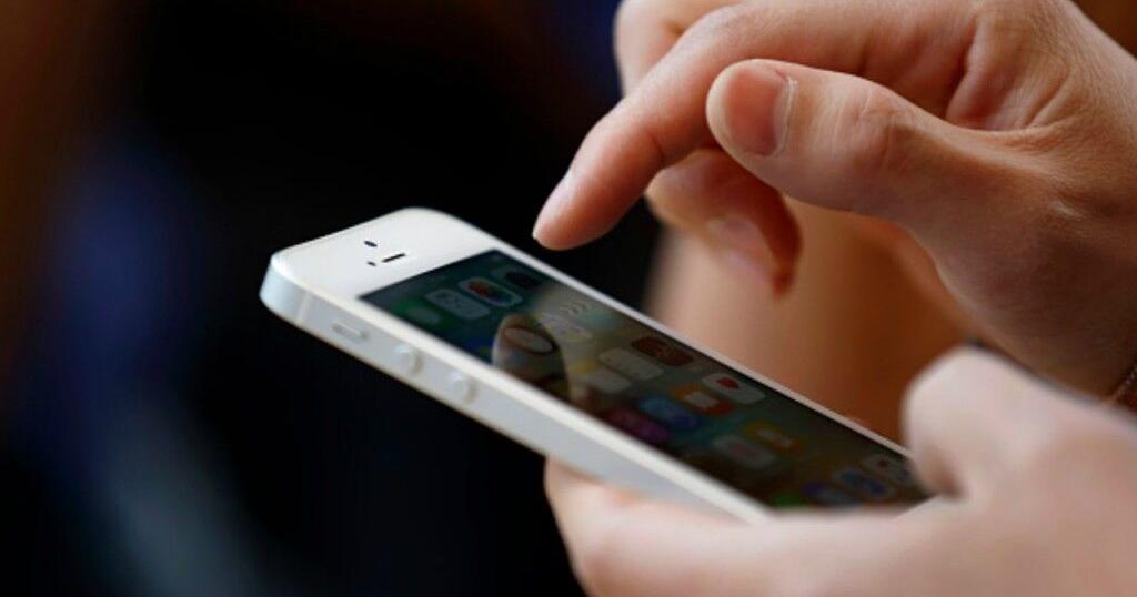 Featured image for Rising 911 Hang-Ups: Is Your Smartphone to Blame?