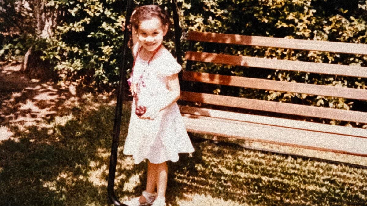 Featured image for "Meghan Markle's Idyllic Childhood: Unearthed Family Photos"
