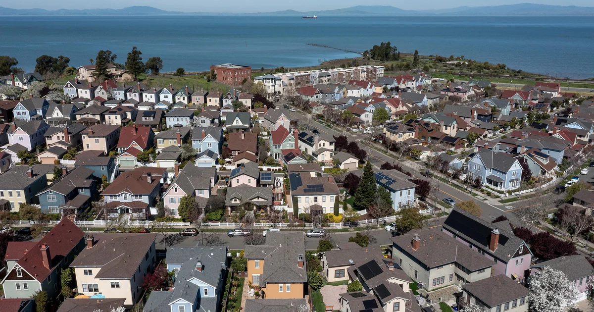 Featured image for White House's 50-Year Mortgage Proposal Sparks Mixed Reactions