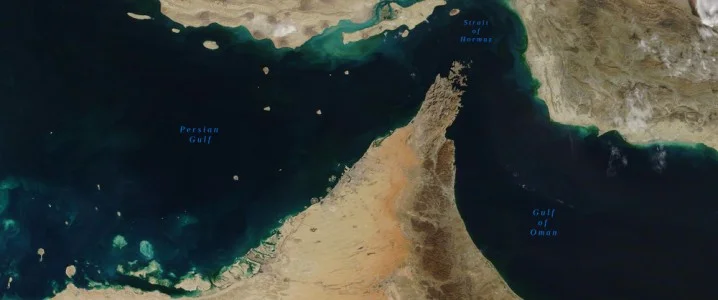 Iran’s IRGC Declares Full Control of Hormuz Strait Amid Shipping Attacks